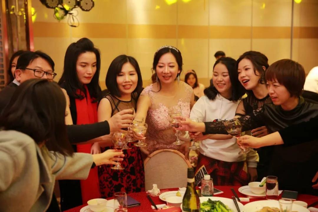 港豐年會表演 港豐年會表演