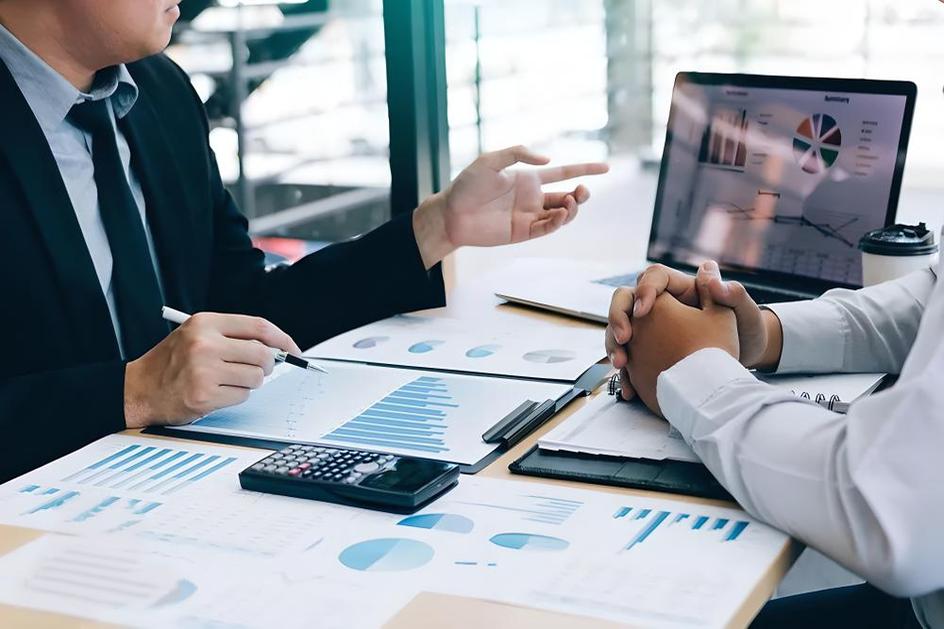 香港公司年審提前一個(gè)月辦理即可